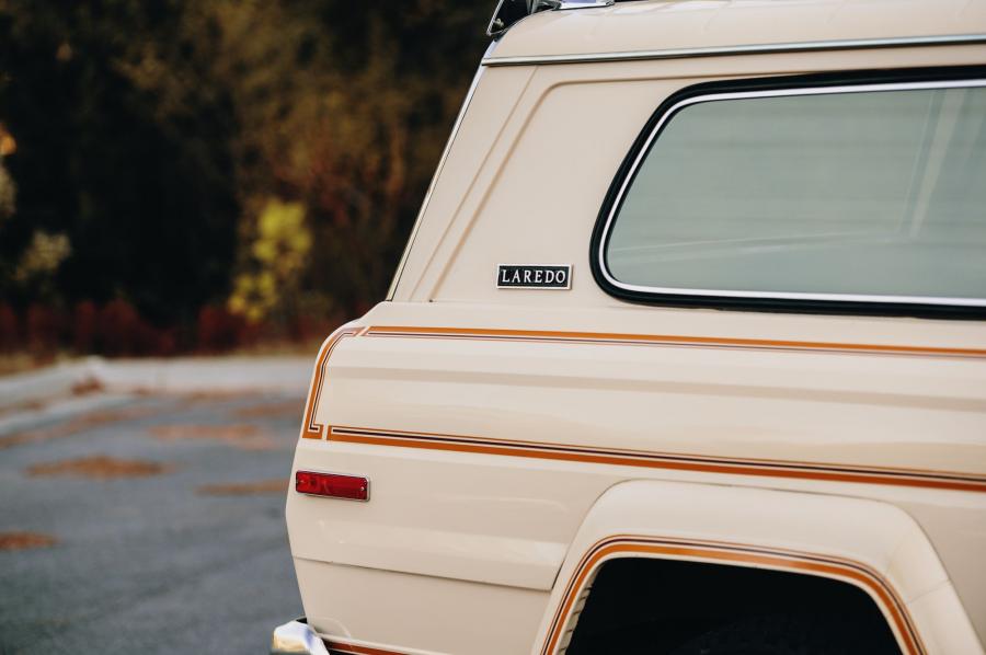 Детали экстерьера Jeep Cherokee Laredo (SJ) 1983 года  (фото 33 из 78)